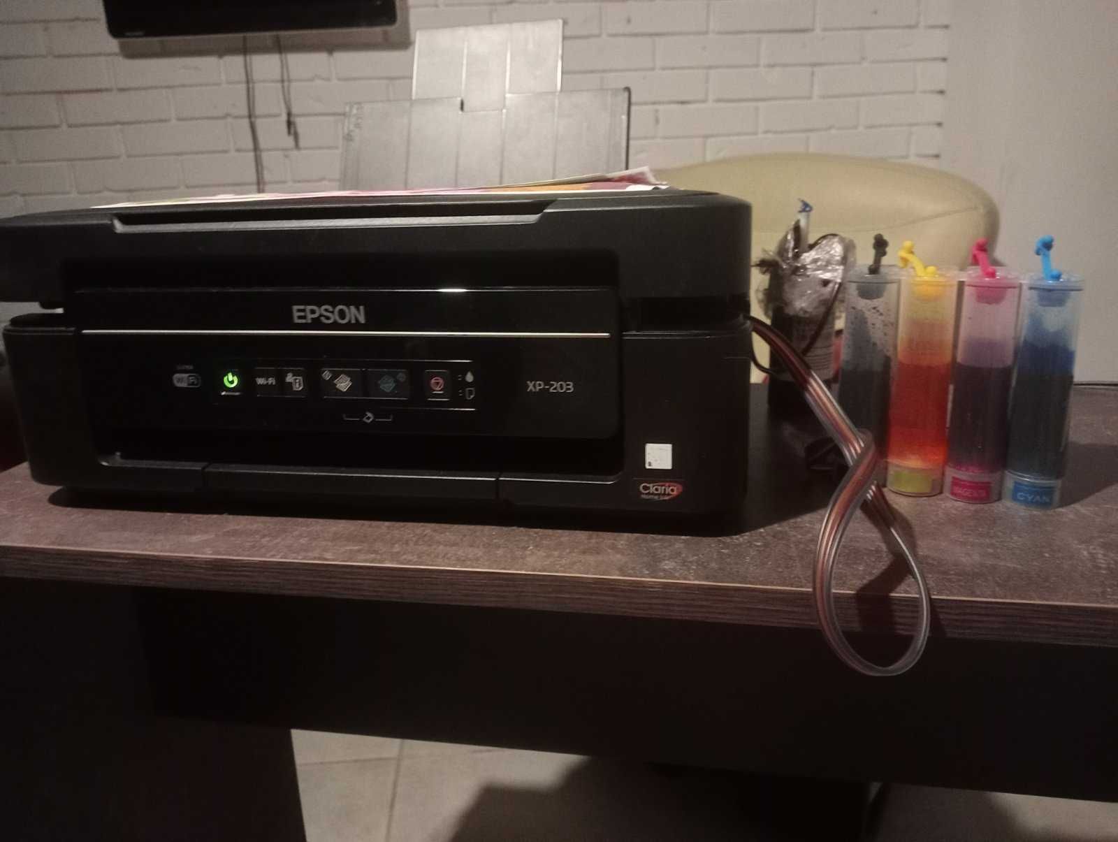 БФП Epson Expression Home XP-203 з СБПЧ. На запчастини або ремонт