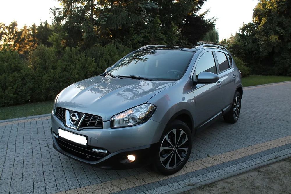 Nissan Qashqai 2,0dCi 150KM Tekna Hak Kamera Cofania Navi Alu18 Klimatr Salon Polska