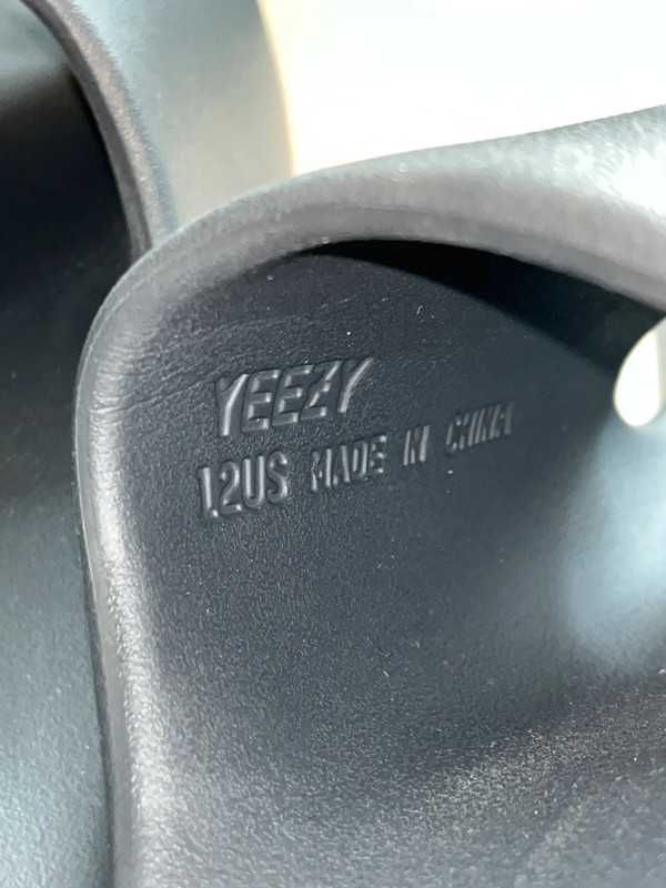 Yeezy Slide Onyx zupełnie nowe czarny buty R.44
