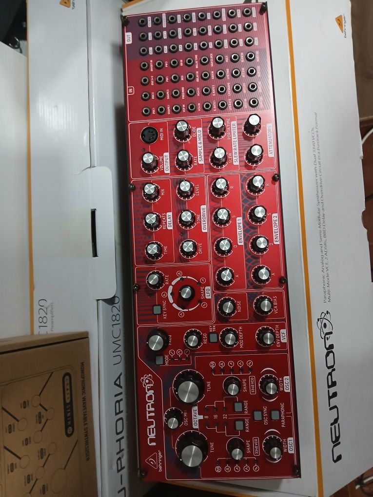 Behringer neutron