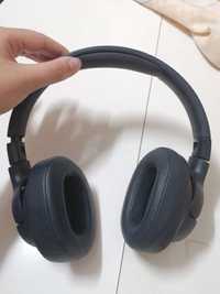 JBL headphones 700bt