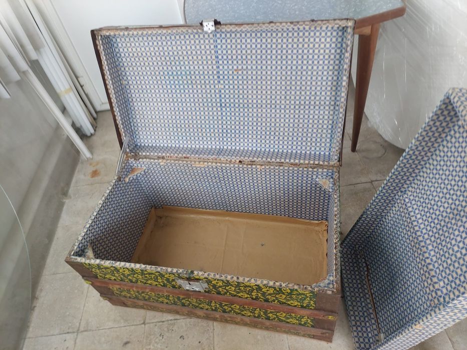 Baú com decoração