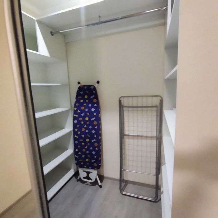 Здам 1-х кімнату квартиру в центрі на любий час