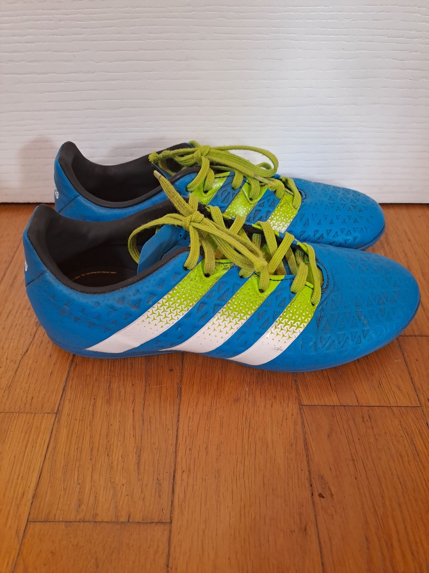 Turfy Adidas 35 wkładka 21