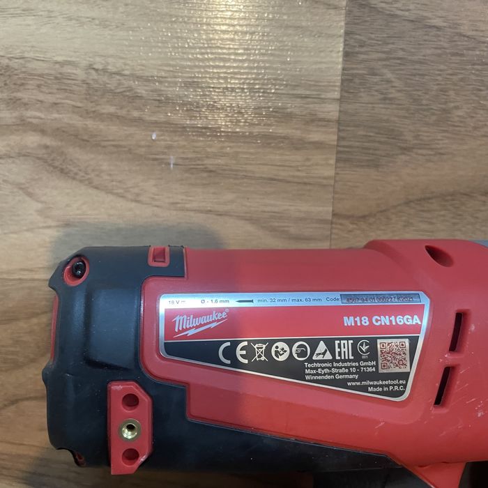 Gwoździarka milwaukee M18 CN16GA