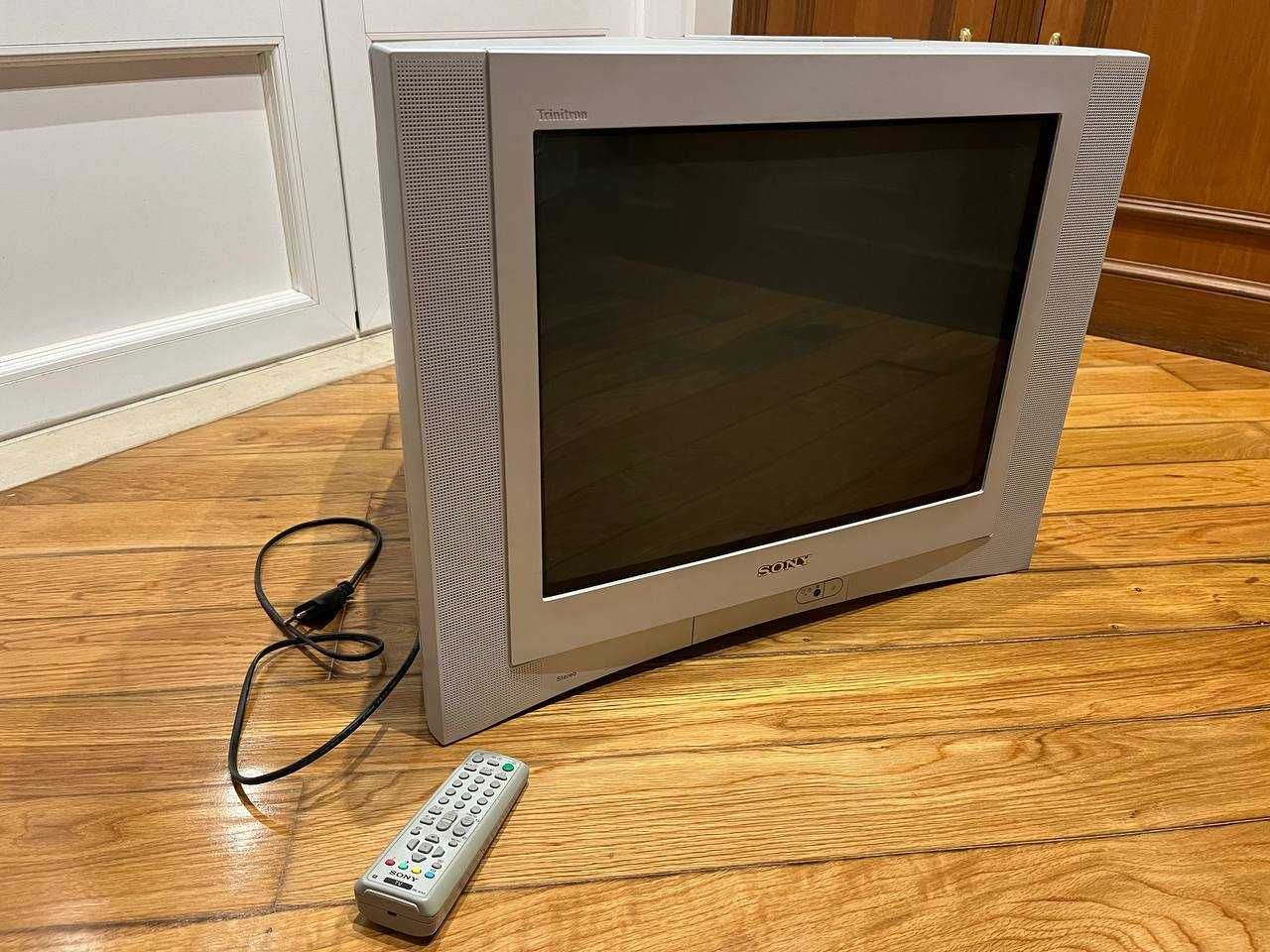 TV SONY - 51 cm Diagonal Ecrã