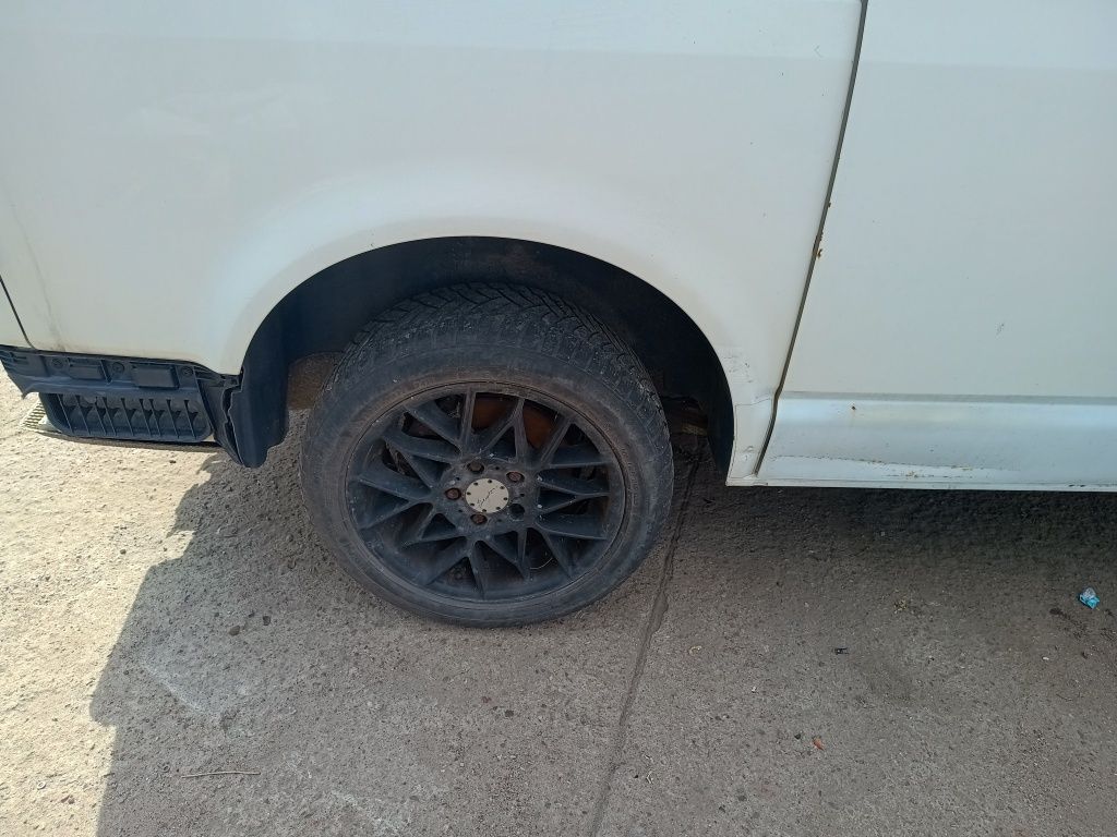 Błotnik tył ćwiartka przód prawy VW T5 krótki oryginał