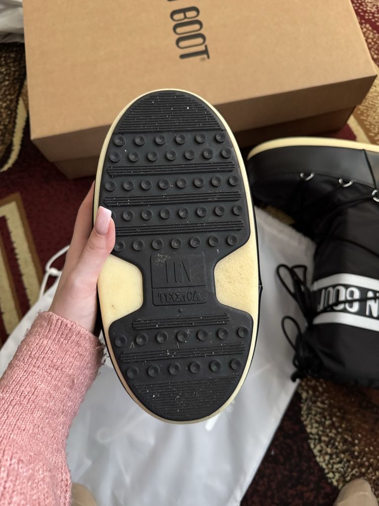 Śniegowce Moon Boot