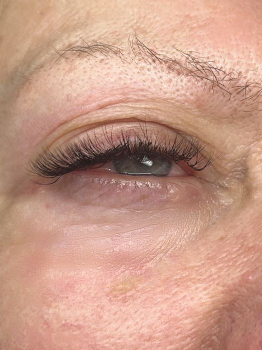 Шукаю моделей на нарощування вій. Дніпро