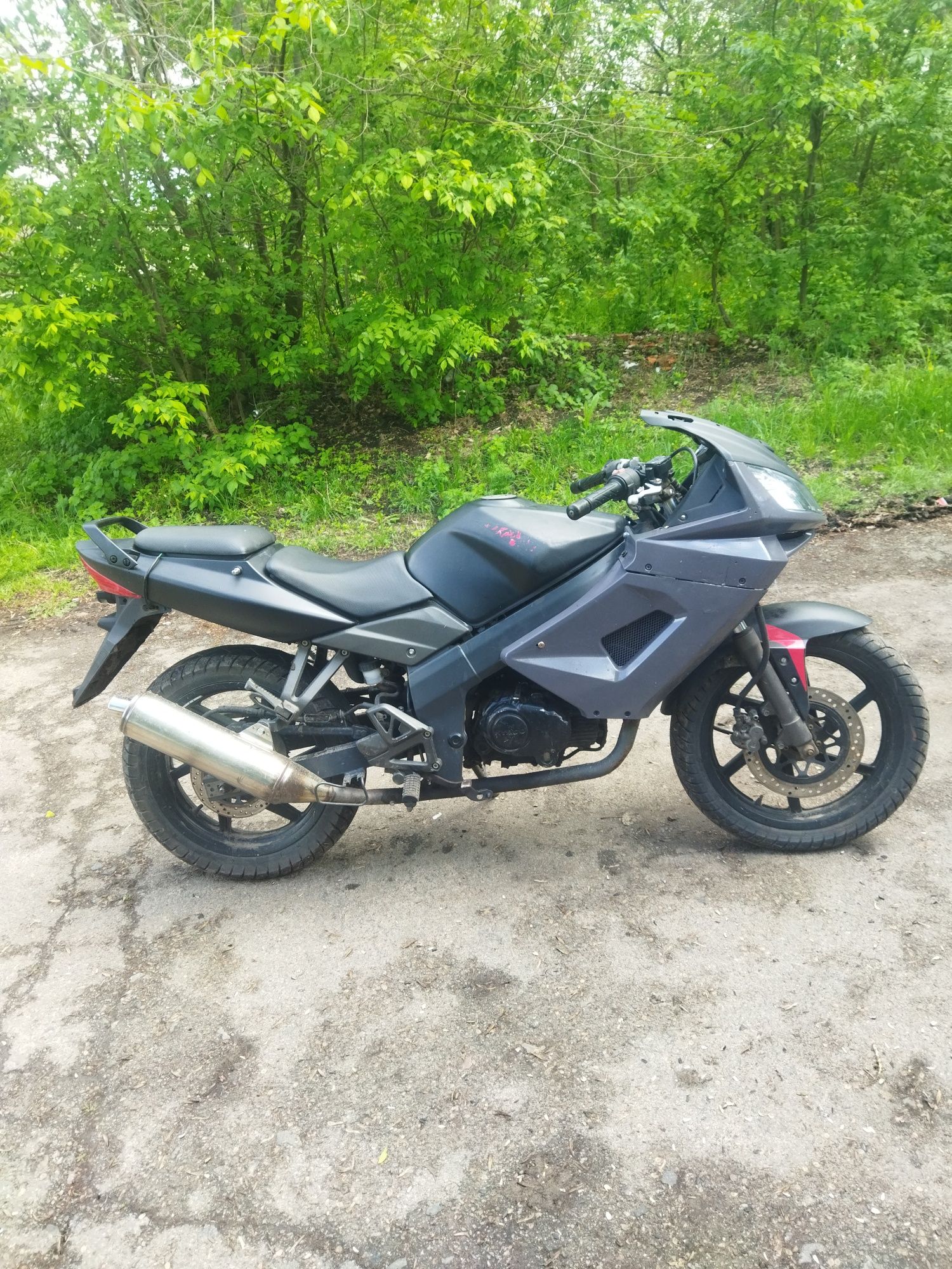 Продам мотоцикл KYMCO