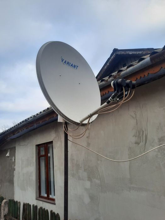 Супутникова антена