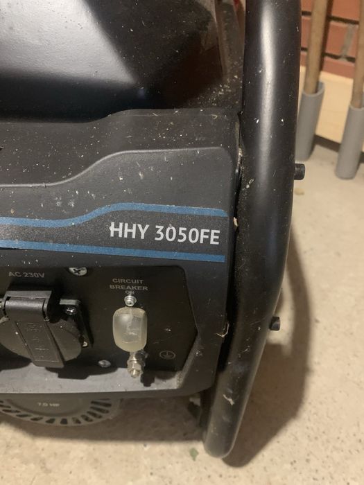 Генератор Hyundai HHY 3050 FE НОВИЙ! з візочком!(до 2 год відпрацював)