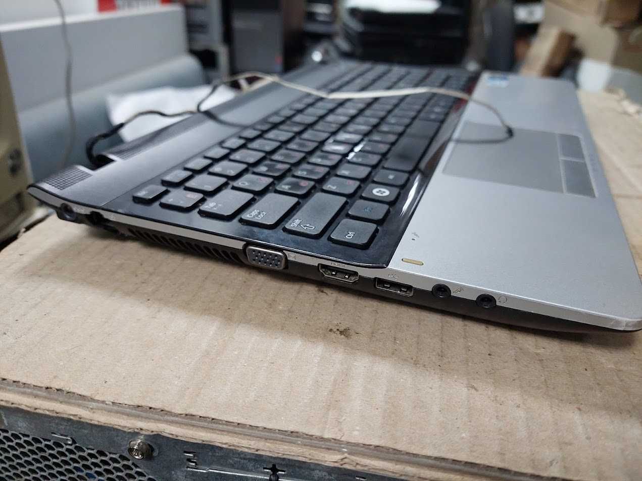 Ноутбук Samsung 300E5A NP300E5A-S01UA  розборка