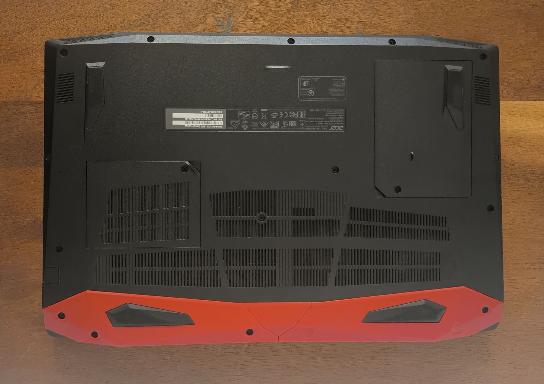 Acer predator helios 300