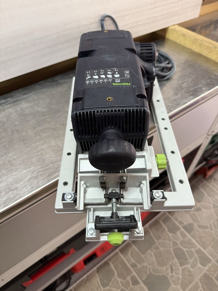Festool Шлифмашина ленточная BS 105 E-Set