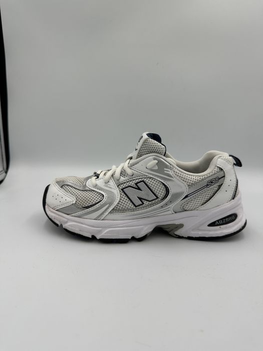 Sneakersy niskie białe New Balnce 530 36