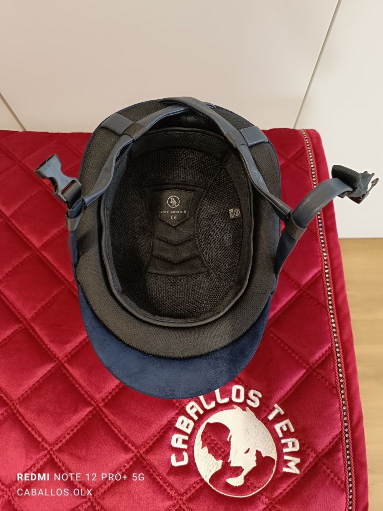 55;56;57 Kask jeździecki BR granatowy z brokatem Omega