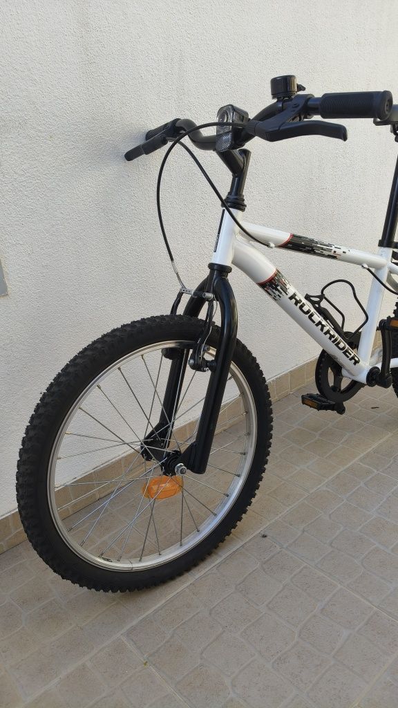 Bicicleta criança como nova