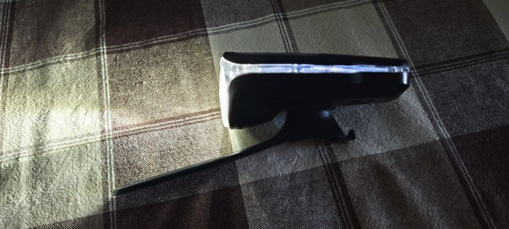 Mocna lampka przednia Sigma Aura 80 ładowanie USB