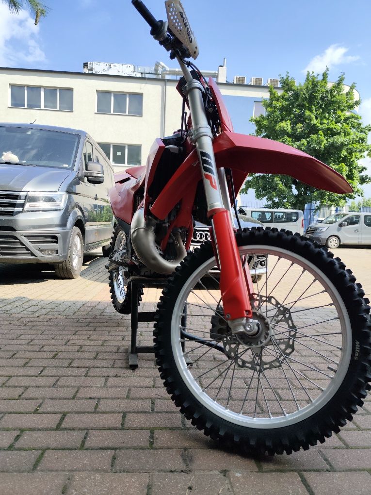 Motocykl GAS GAS MC 125