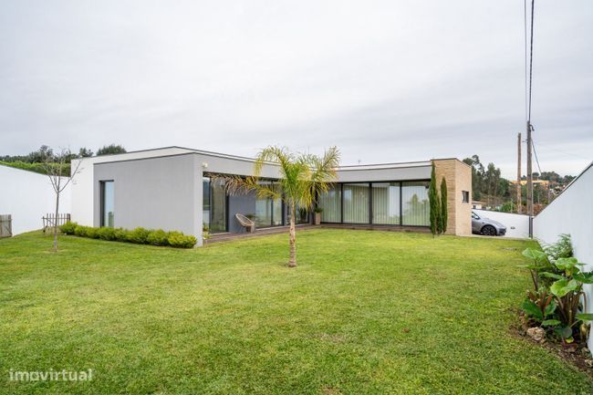 Moradia T3 Térrea em Barcelos