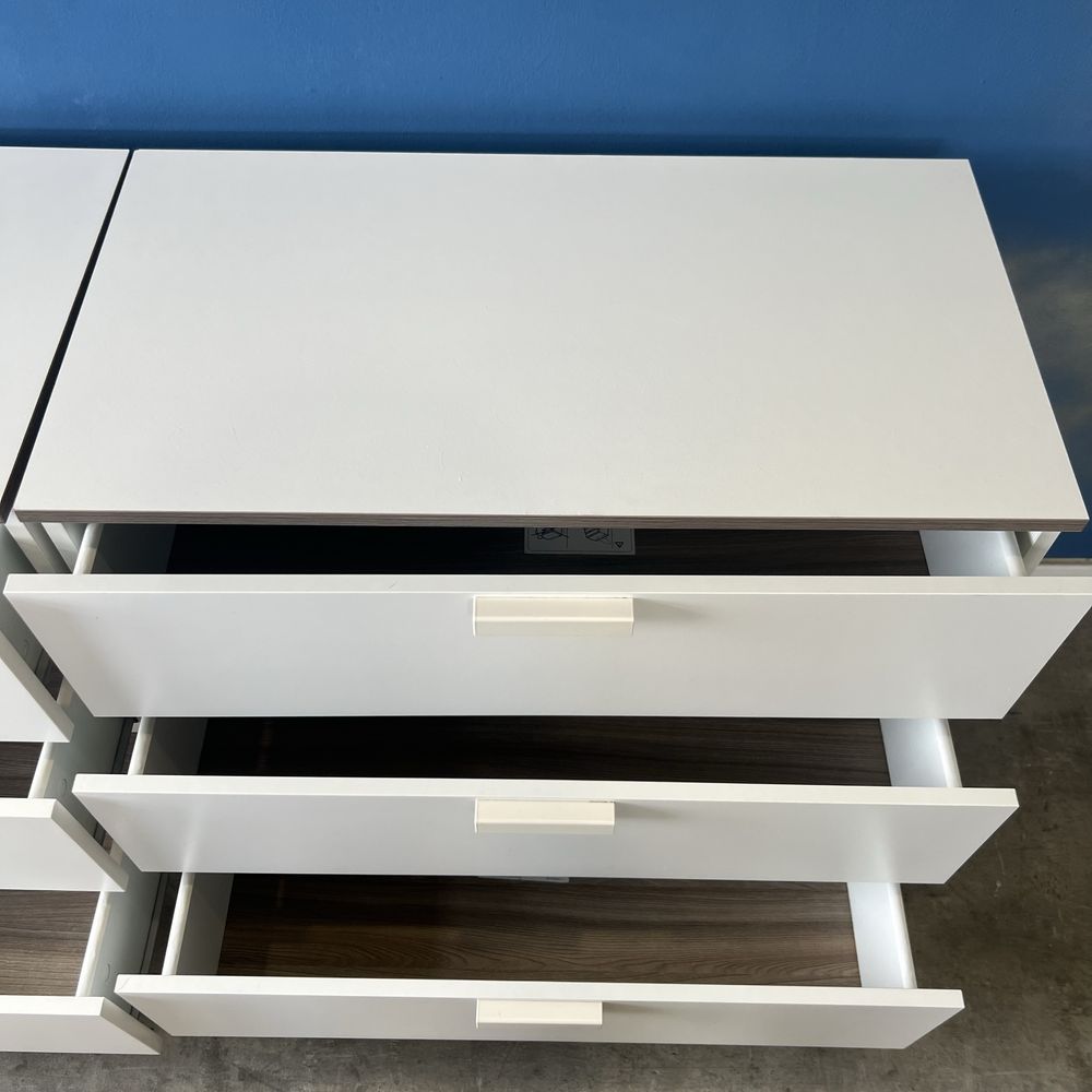 Biała komoda Ikea Trysil