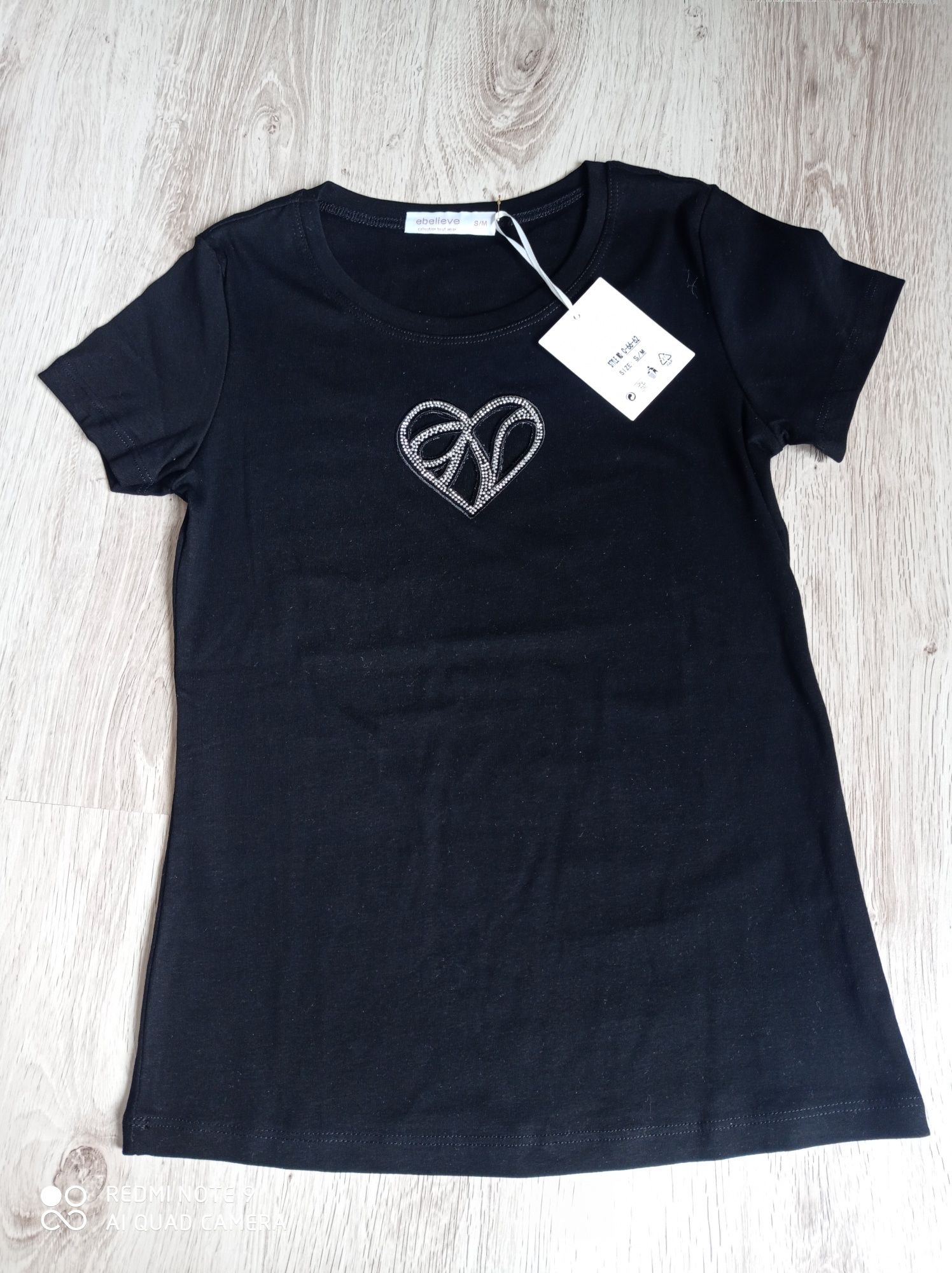 Nowa bluzka t-shirt damski r.XS/S marki ebelieve