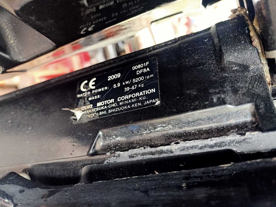 Silnik zaburtowy SUZUKI 8 DF  rumpel 4-suw 2009rok