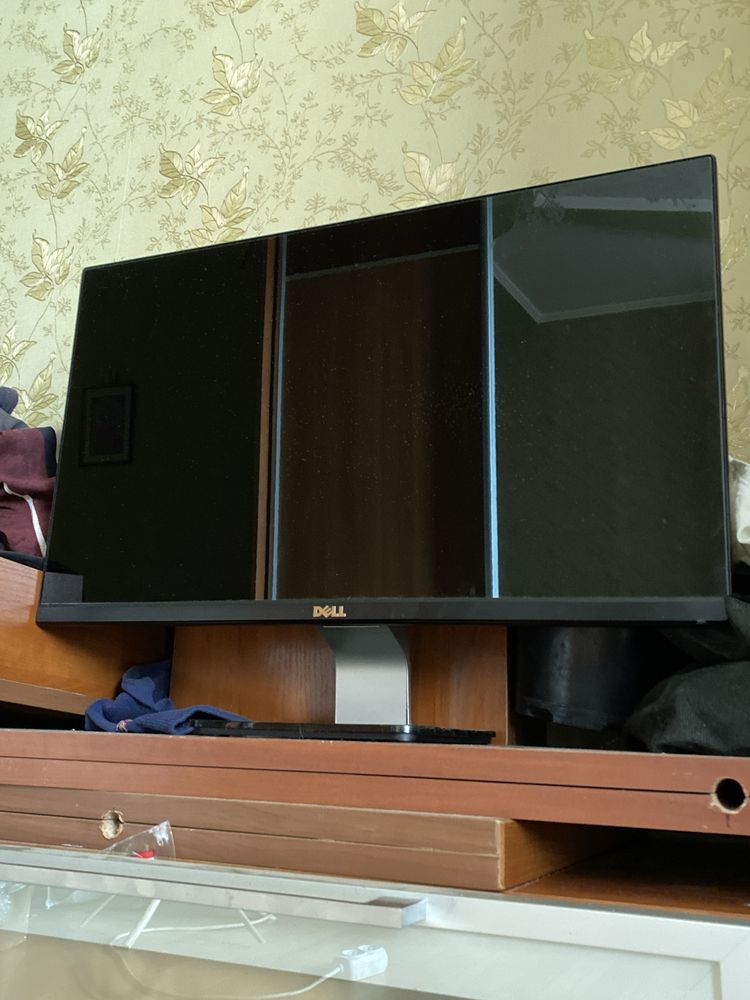 Монитор Dell продам