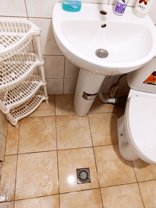 Посуточно квартира .  Жд  Вокзал .Привоз Богдана Хмельницкого 11