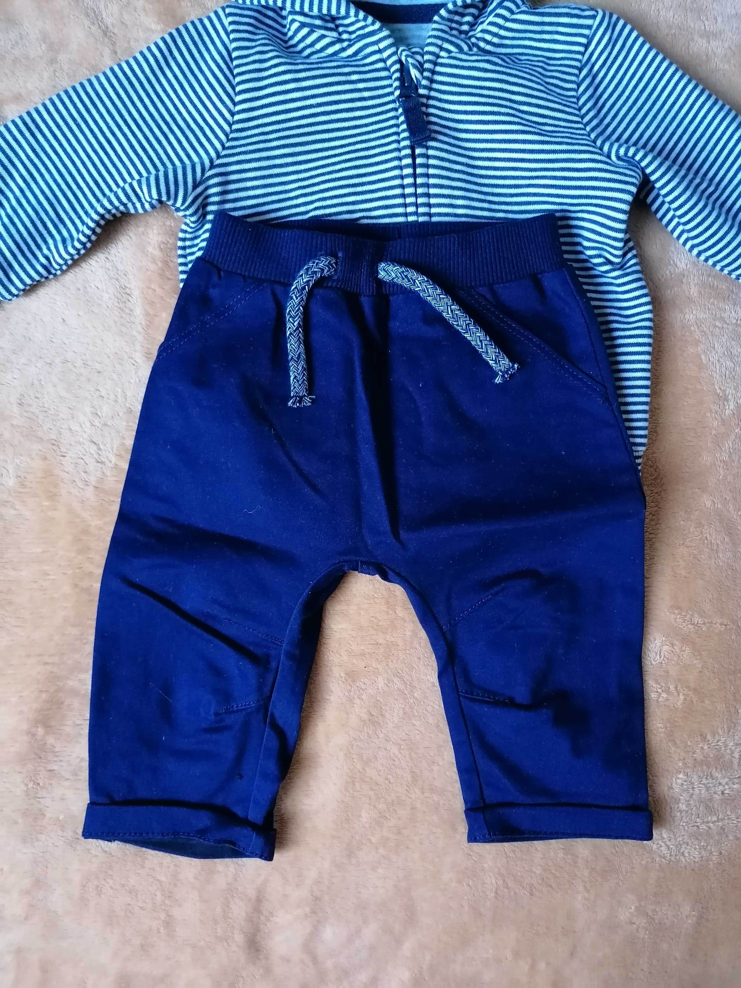 Komplet dla chłopca 62/68 bluza spodnie 3-6 miesięcy kaptur z uszkami