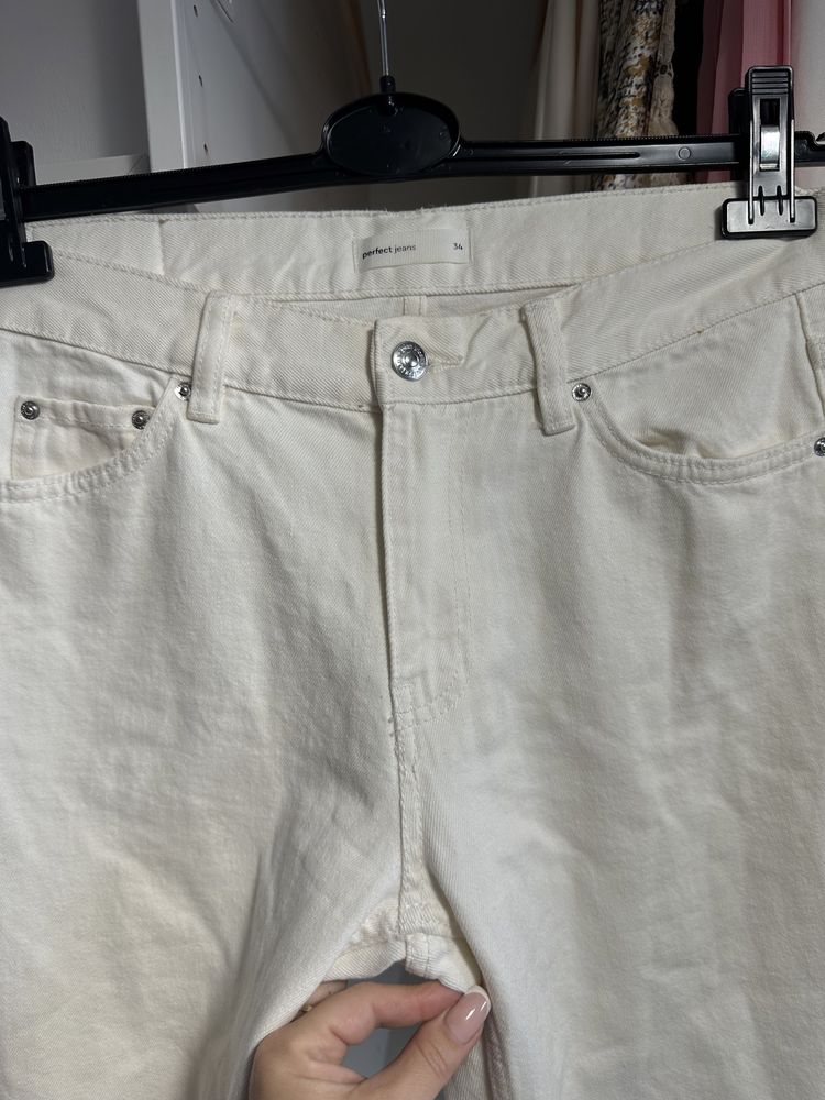 Białe spodnie rozmiar 34-38