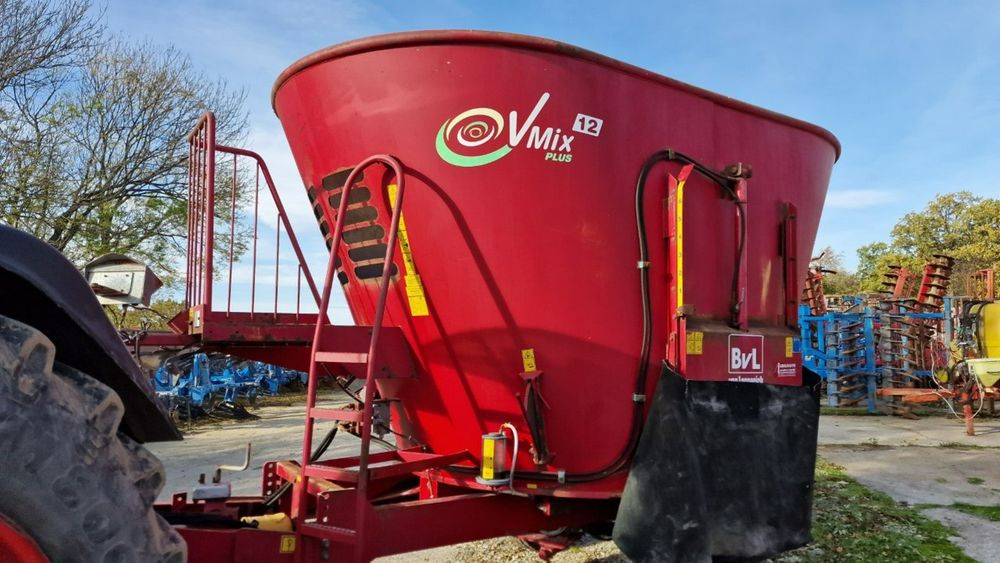 inny BVL V MIX 12  paszowóz