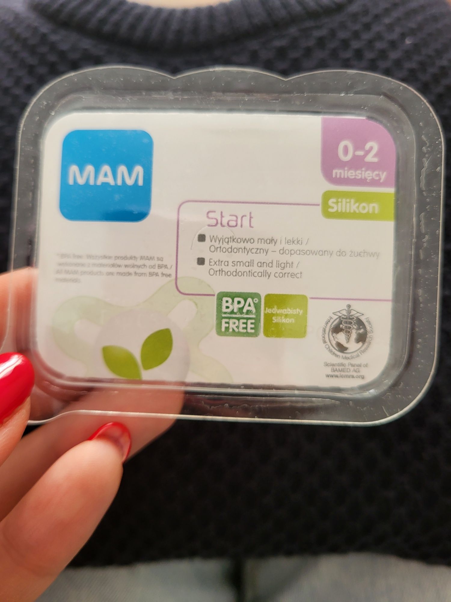 Smoczek dla noworodka nowy Mam BPA free