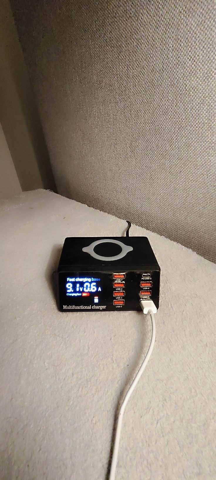 Carregador  com varias saídas