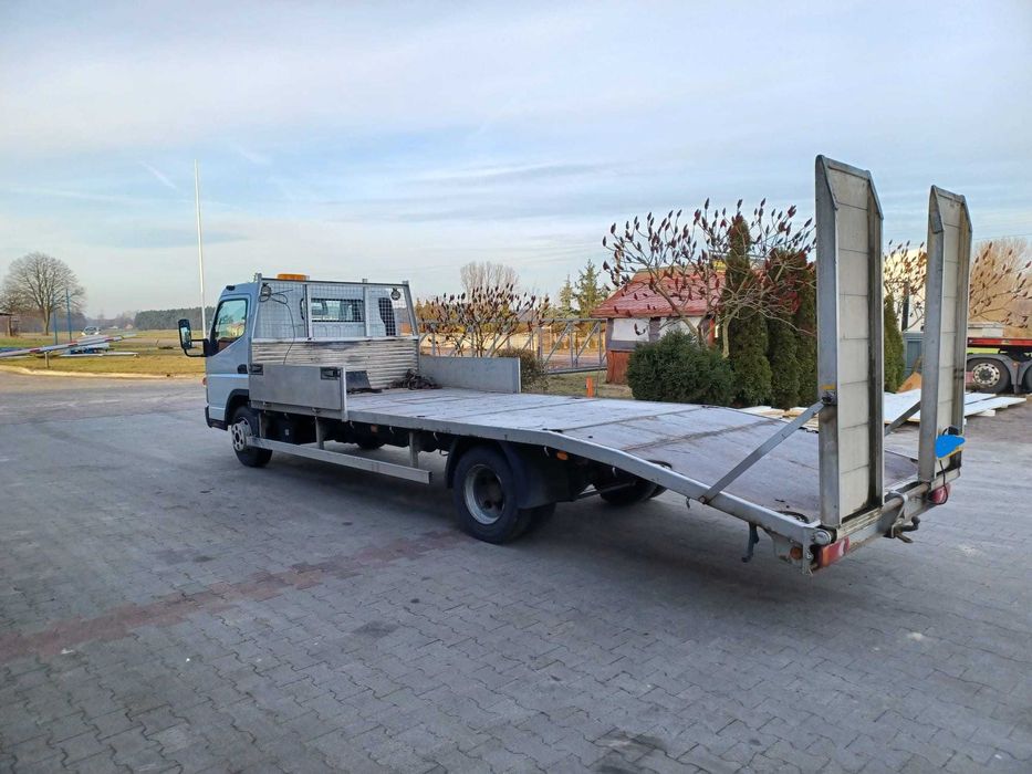 Mitsubishi Canter auto laweta