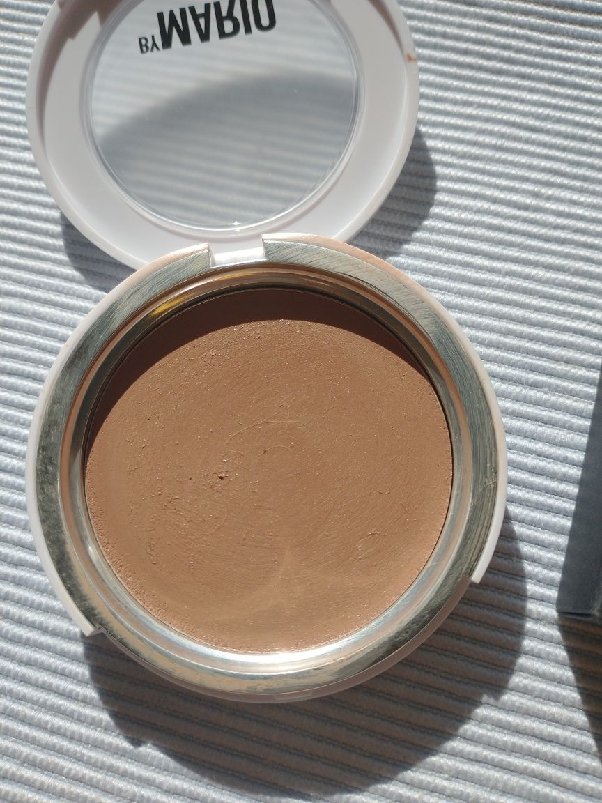 Balsam brązujacy make up by Mario softsculpt. . Kolor light me