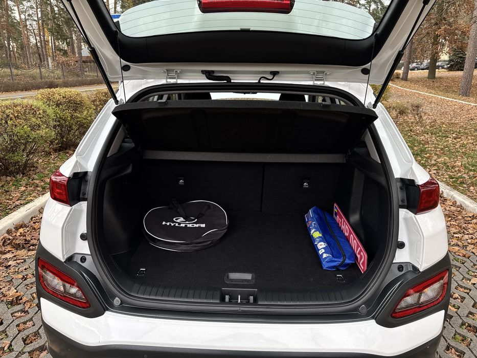 Hyundai KONA elektric  64 kWt 2020 рік