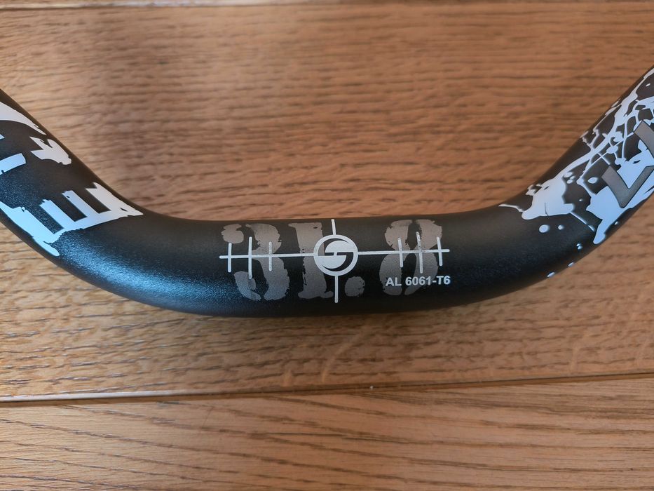 Kierownica gięta Lunje 780 mm, 31,8 mm, wznios 70 mm