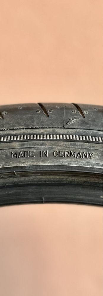 Goodyear 305/30/R21
