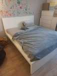 Łóżko MALM IKEA z szufladami