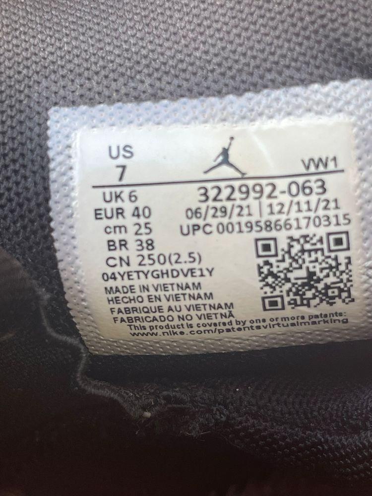 Air jordan 6 rings