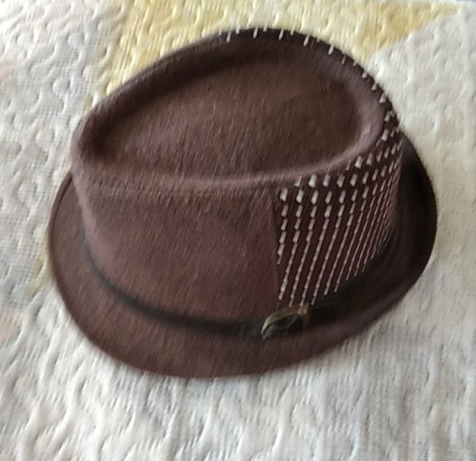 Chapéu castanho - 58 cms