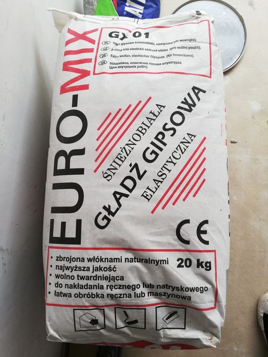 Sprzedam Gładź gipsową śnieżnobiałą firmy Euro mix 20 kg