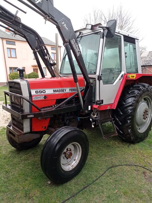 Sprzedam MF690 z turem 85 koni