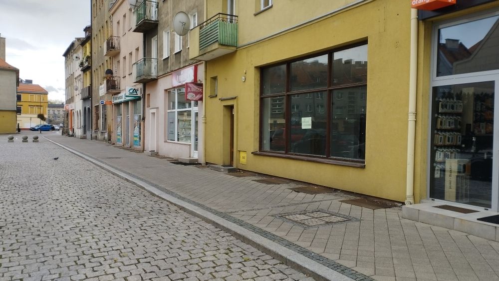 Wynajmę lokal użytkowy 75m2 Prudnik Rynek 13 możliwa sprzedaż