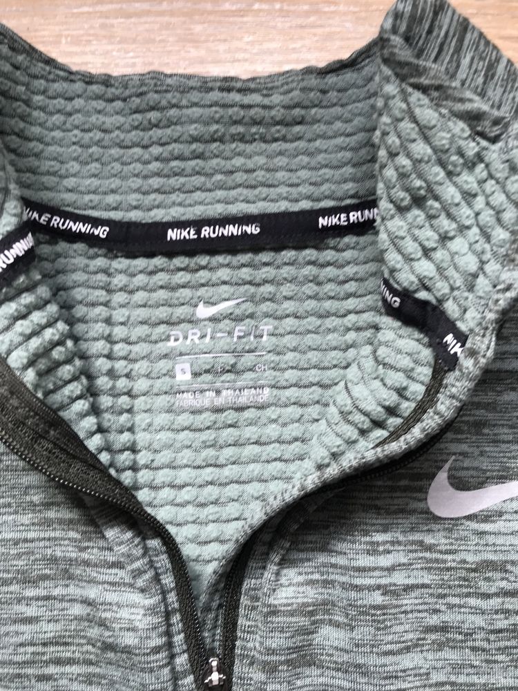 Жіноча кофта Nike Therma
