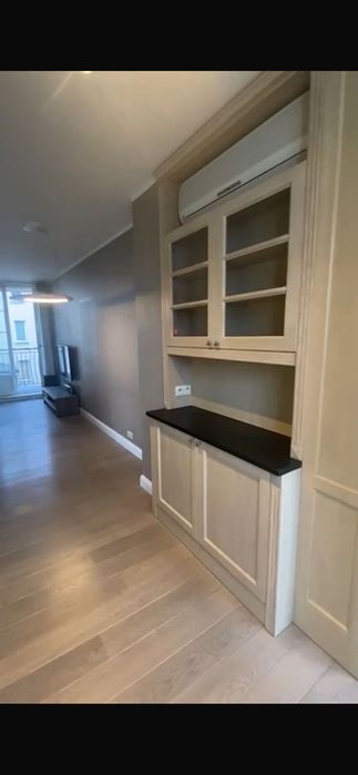 Gablotka z regałem lite drewno