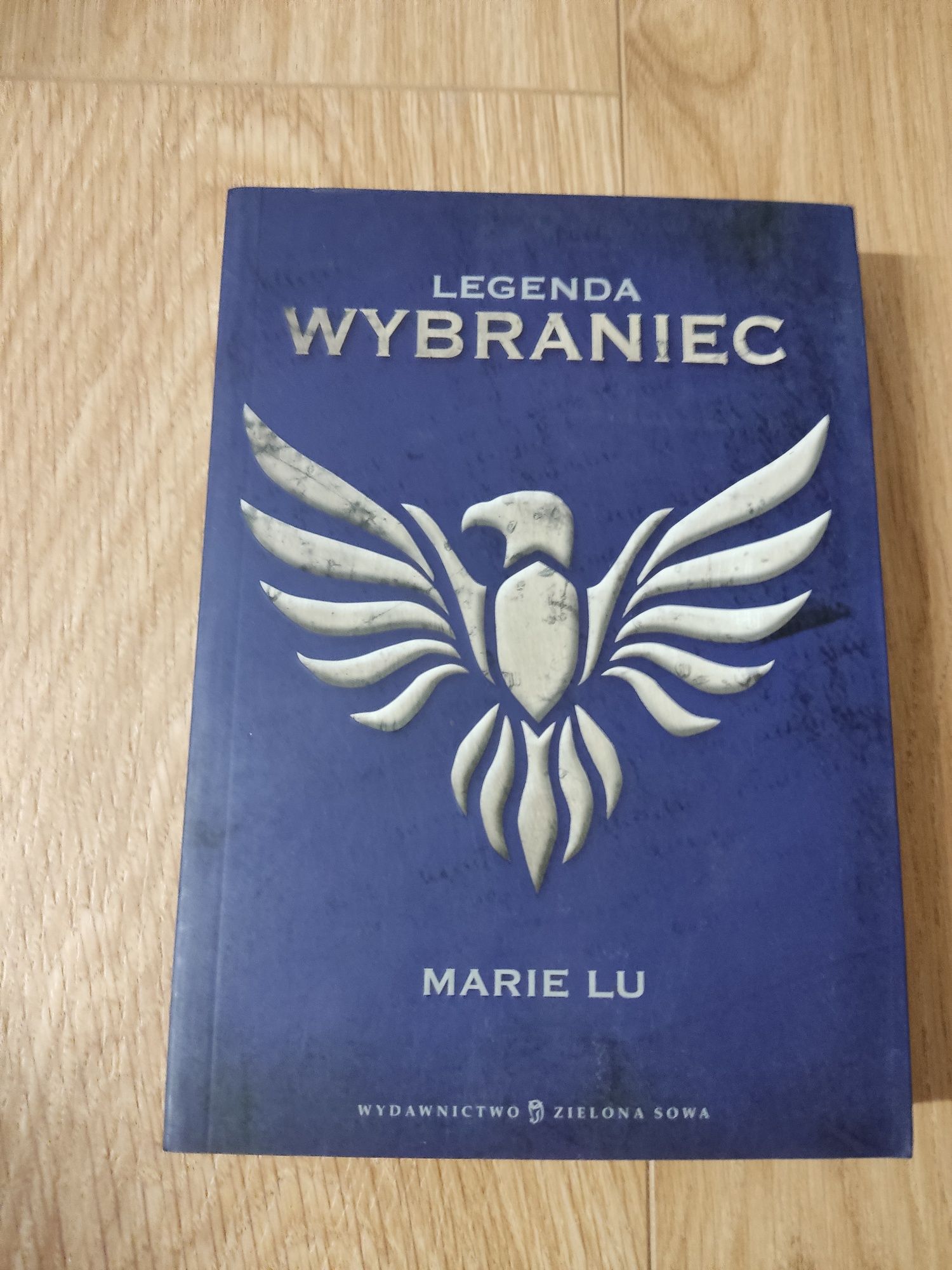 Pakiet dwóch książek Marie Lu jak Nowe