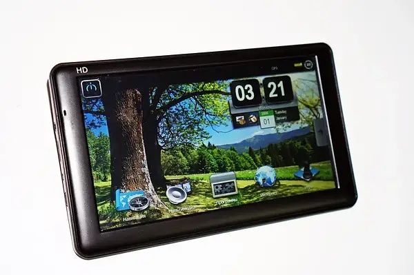 Автомобильный GPS навигатор 7004 RAM 8гб/256мб, сенсорный экран 7"